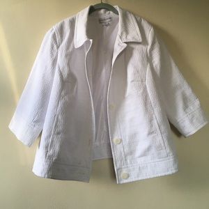 ⬇️White Sag harbor lined jacket size 20W.